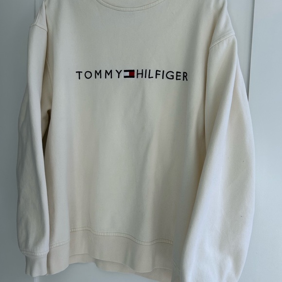 Tommy Hilfiger Women's Cream Sweater - Picture 1 of 5